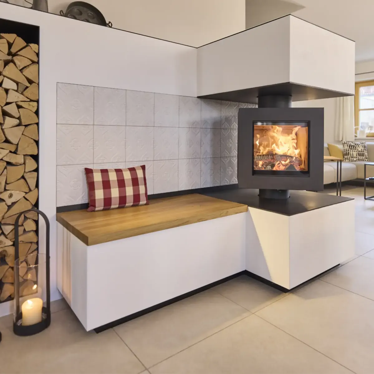 Brunner Drehfeuer mit Holzfach